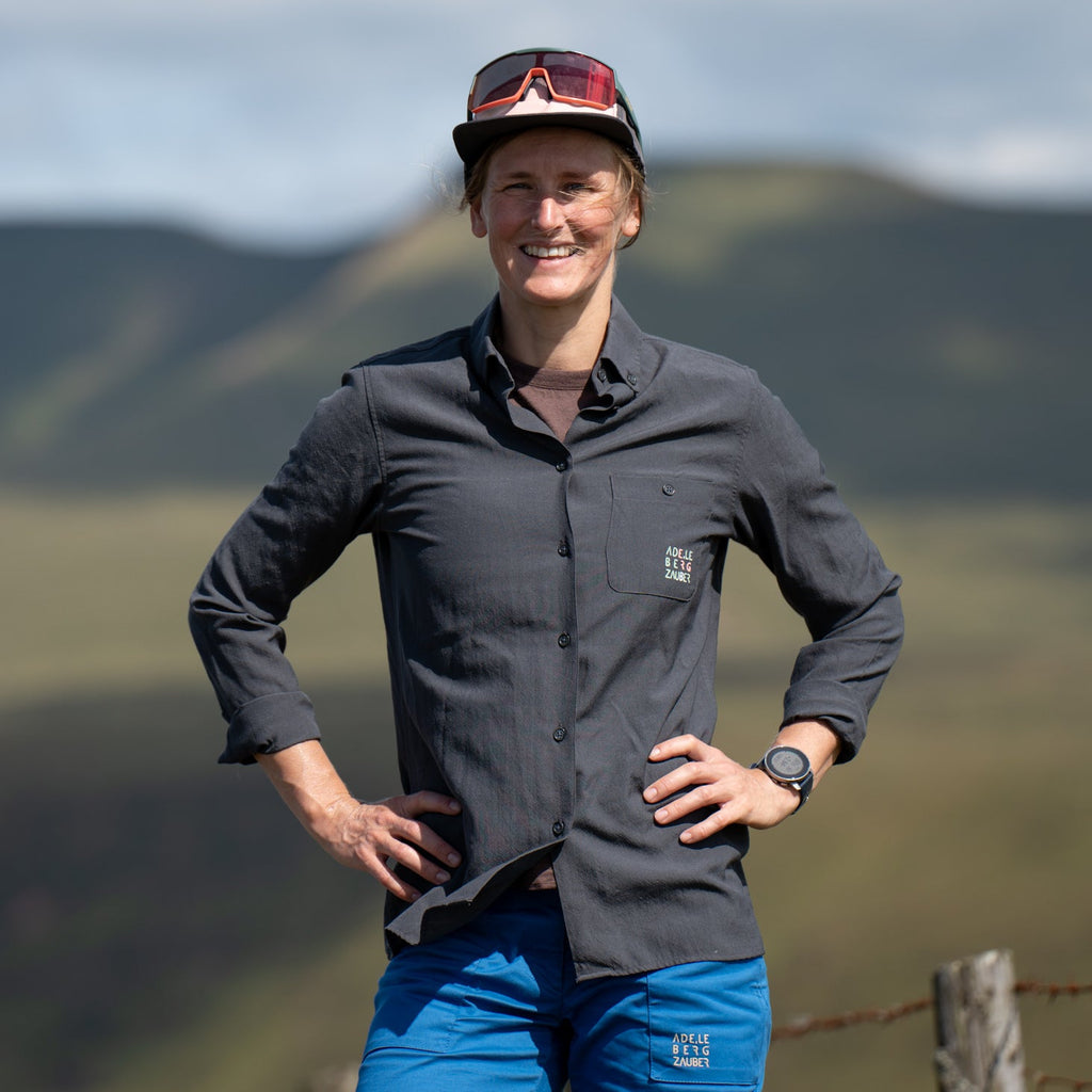 Carolin 100% Merino Hemd Anthrazit – Ansicht 2