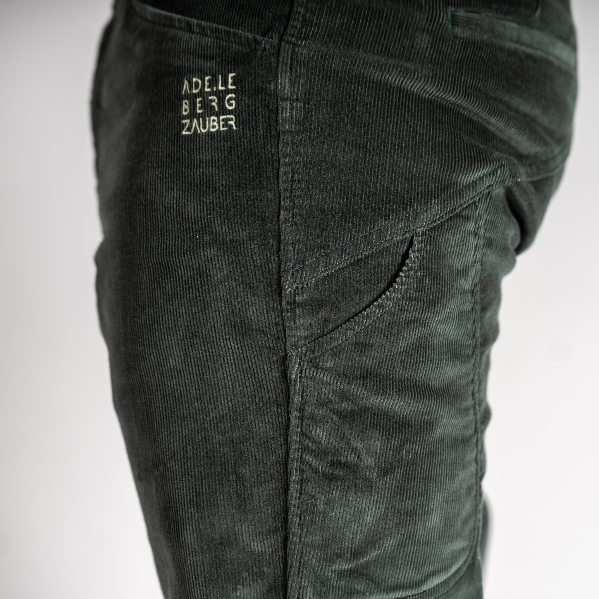 Andrew Organic Cordhose Herren Dunkel Grün – Ansicht 9