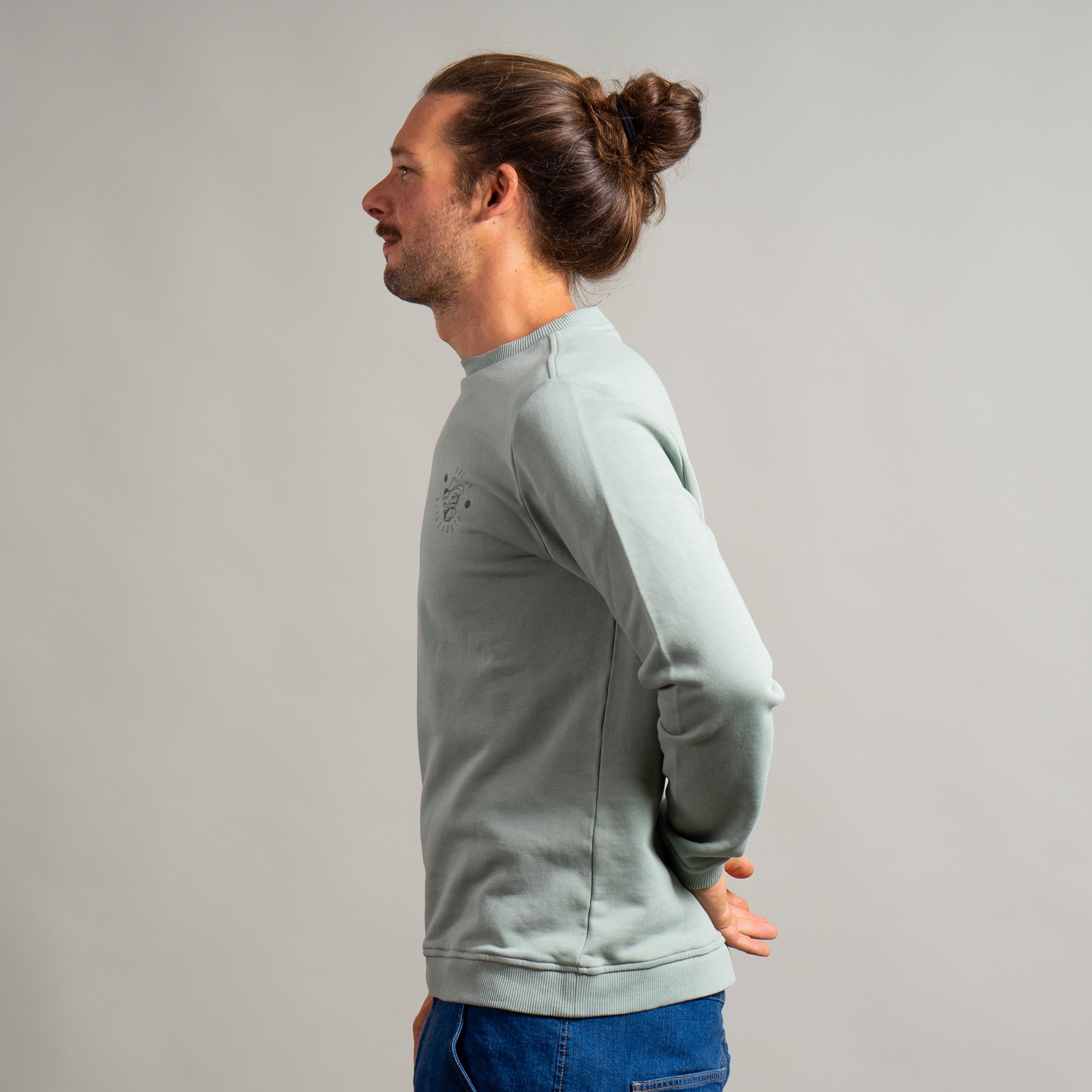 Florian Organic Sweater Unisex Eukalyptusgrün – Ansicht 4