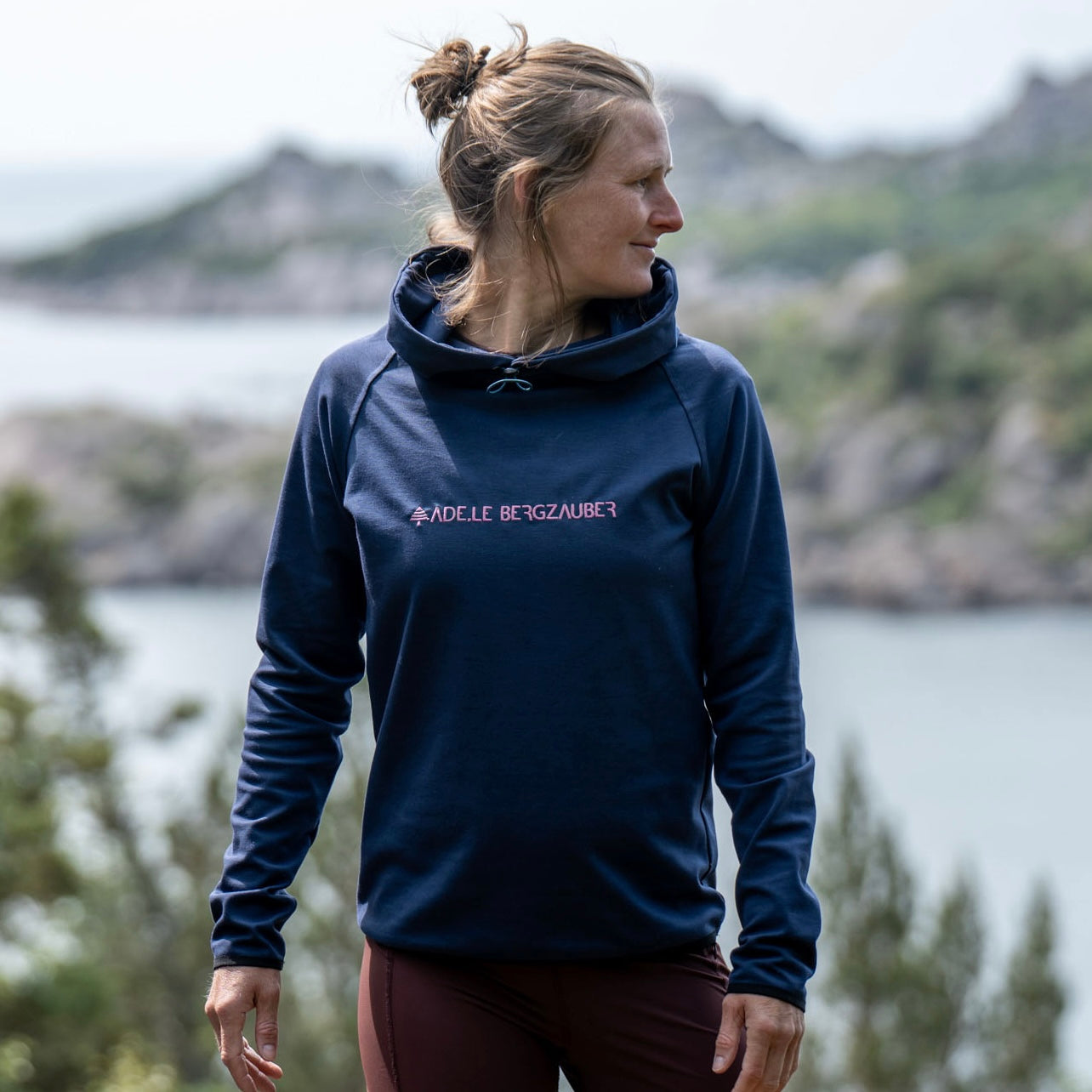 Marion Outdoor Hoody Damen Blau – Ansicht 2