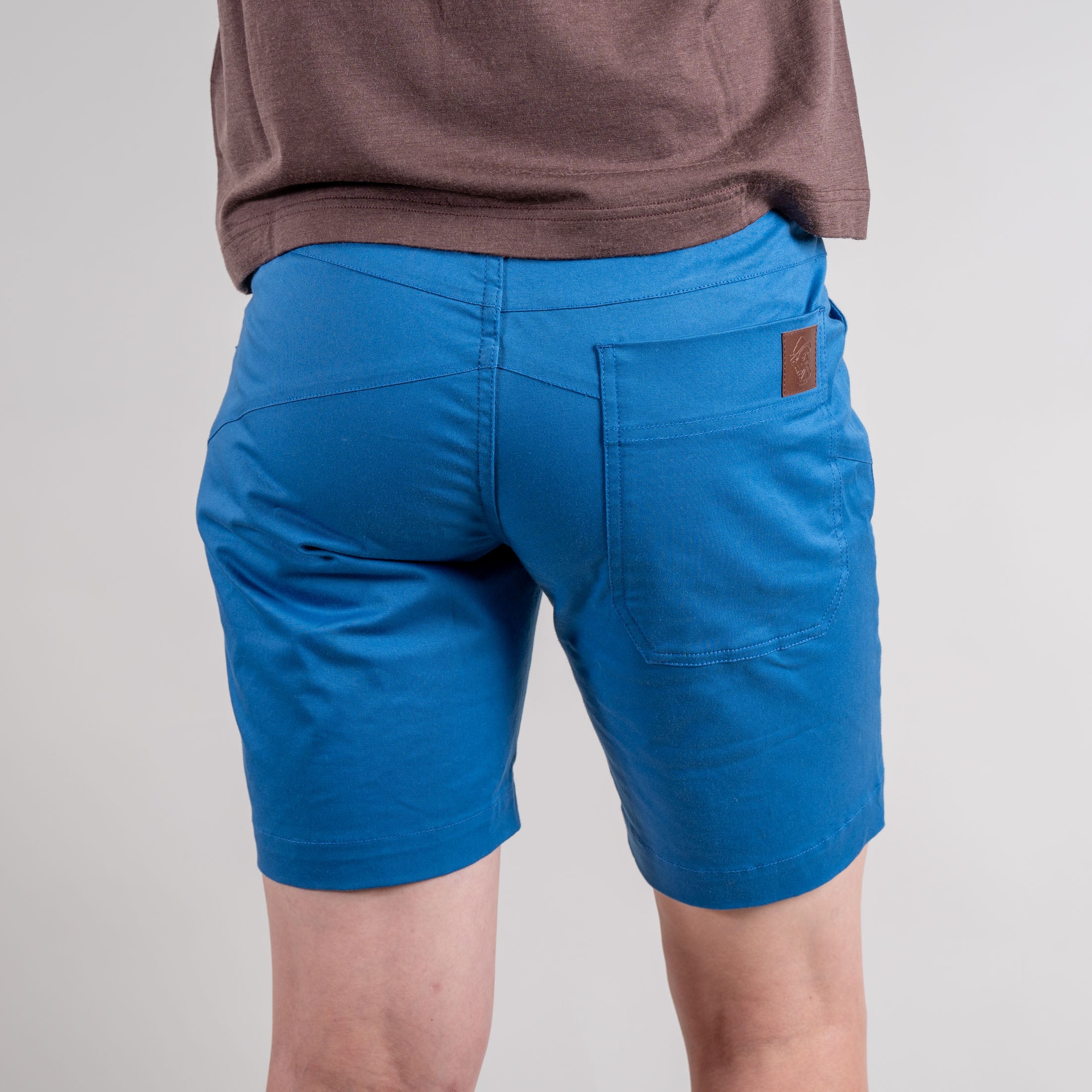 Julia Organic Climb & Relax Short Blau - Rückansicht