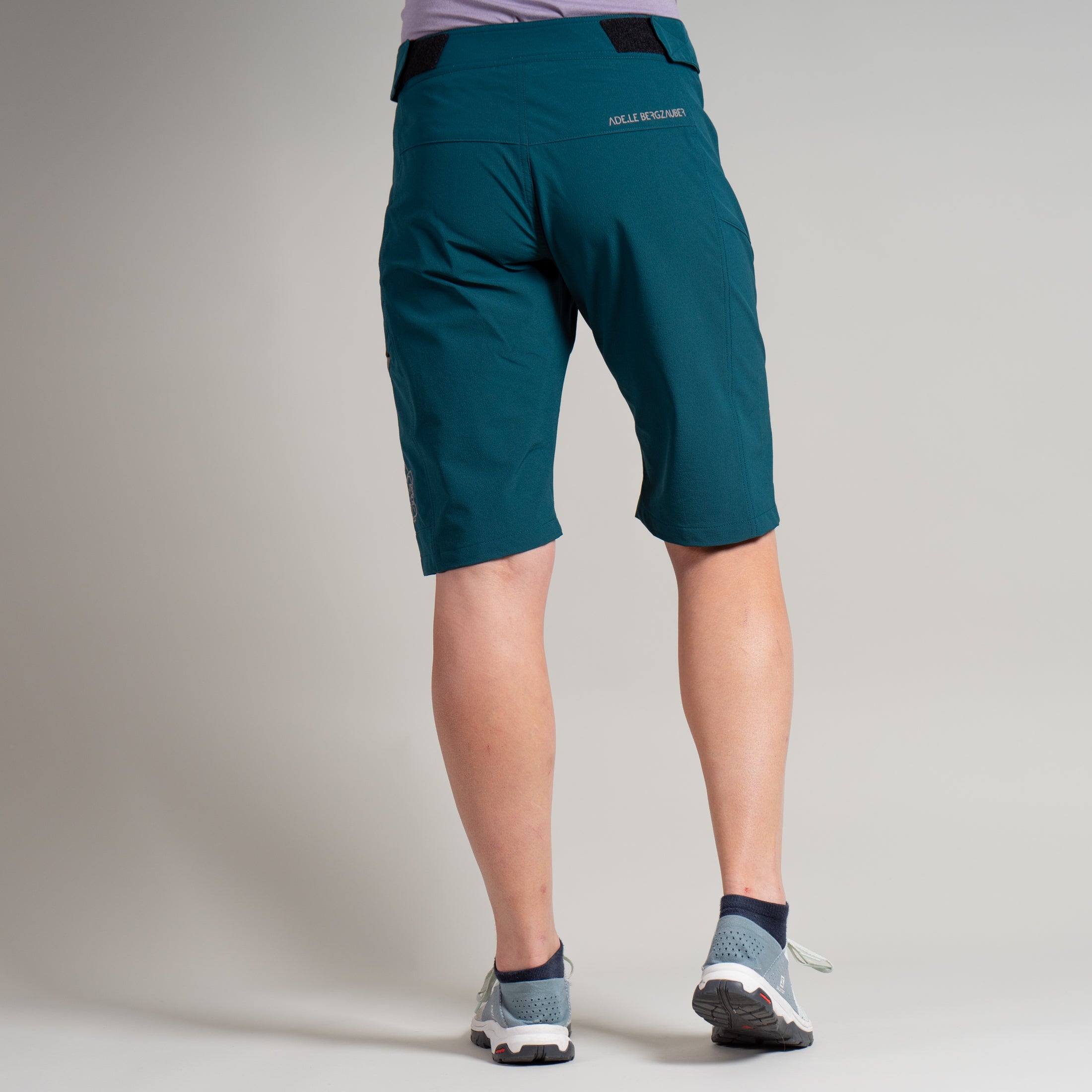 Madeleine Trail Short Damen Petrol – Ansicht 5