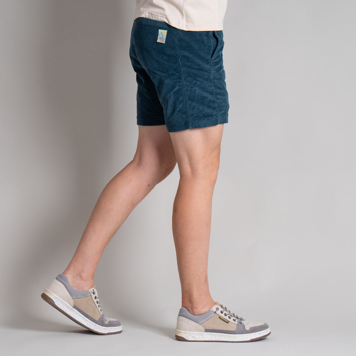 Lena Organic Cord Short Damen Petrol