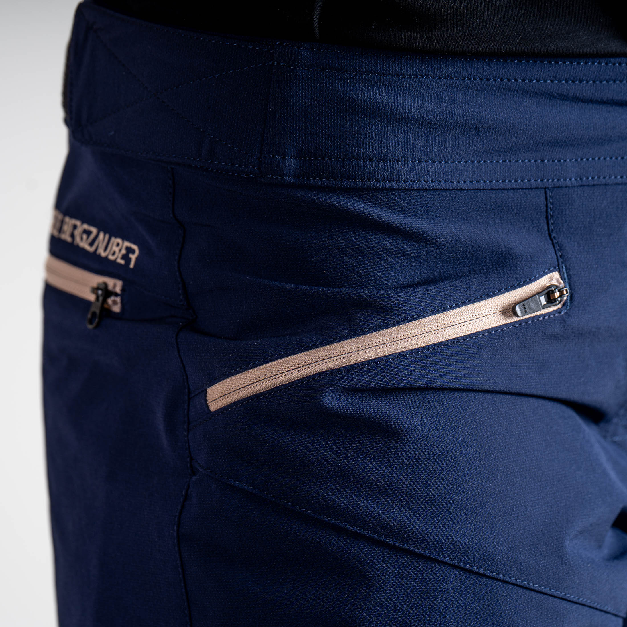 Rachel Light Softshell Hose Damen Dunkelblau – Ansicht 8